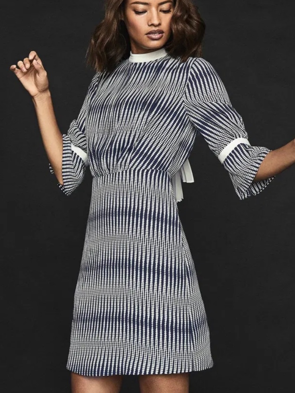 REISS Nika Zig-zag Printed Dress, size US 4 / EU 36